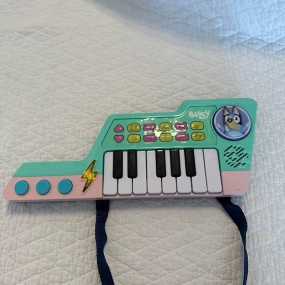Colorful Musical Keyboard Guitar for Kids - Picture 5 of 10